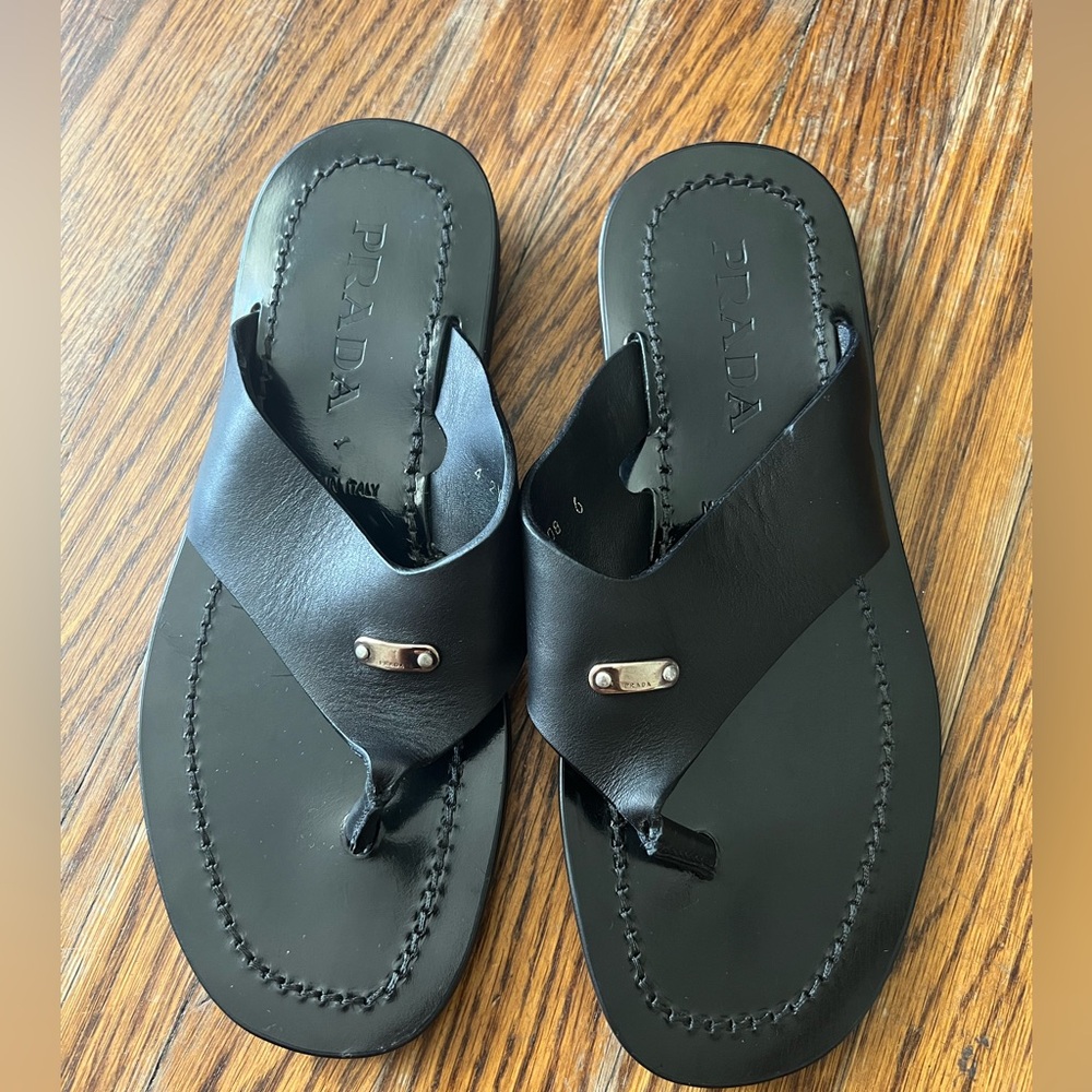 Prada black leather thong sandals Sz 6